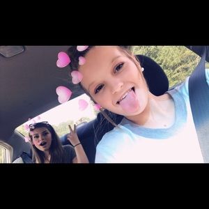 Meet your Posher, Bailey